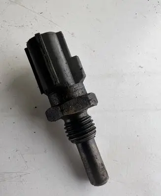 Coolant temperature sensor