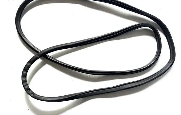Nissan Rogue Front door rubber seal 769217FL0A 769214BA0A