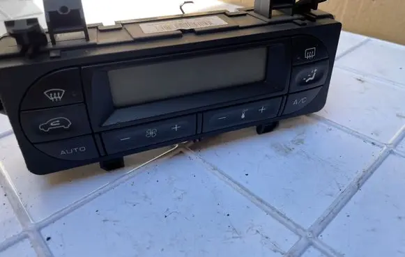 Citroen C2 Climate control unit 96533393XT