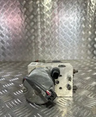 Nissan X-Trail T30 ABS Pump 0130108098