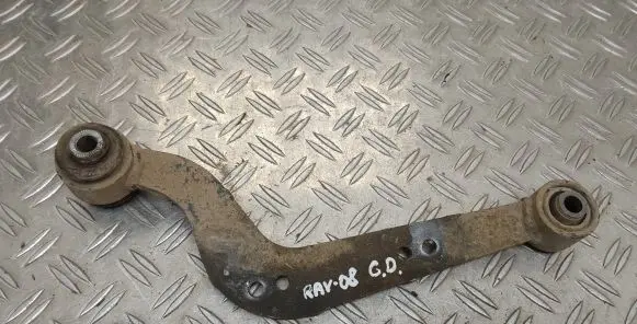 Rear control arm