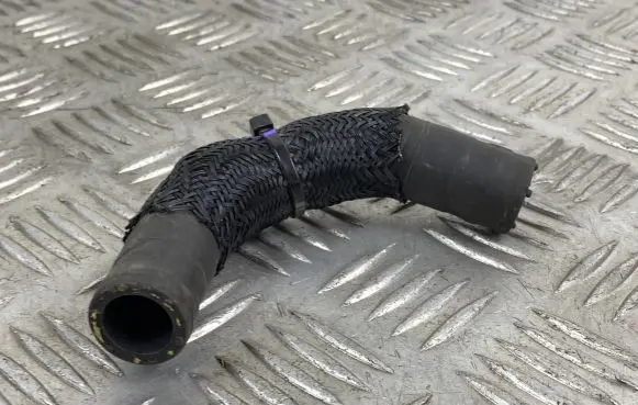 Jeep Grand Cherokee WL Engine coolant pipe/hose