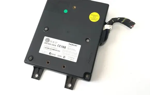 Volkswagen PASSAT B6 Bluetooth control unit module 3C0035729E