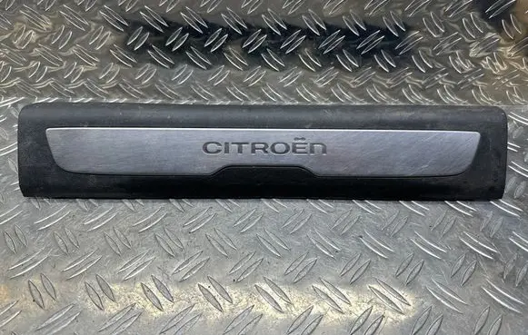 Citroen C4 II Picasso Front sill trim cover 9677703377 97710A2 97730A2