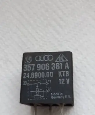 Audi A4 S4 B5 8D Other relay 357906381A