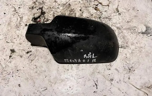 Ford Fiesta Plastic wing mirror trim cover 3004252