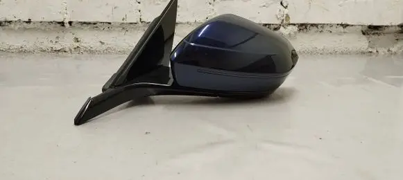 BMW i5 G60 Front door electric wing mirror 04239415