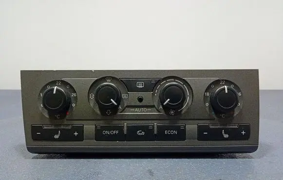 Audi A6 Allroad C5 Climate control unit 4F1820043N