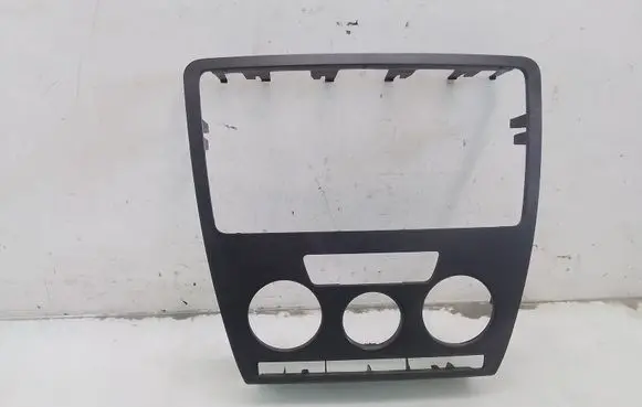 Climate control/heater control trim