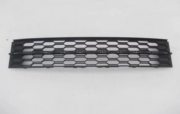 Skoda Octavia Mk3 (5E) Front bumper lower grill 5E0853677K 3200201114 114541050100