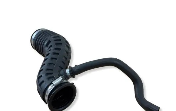 Renault Koleos I Turbo air intake inlet pipe/hose 1026324S01