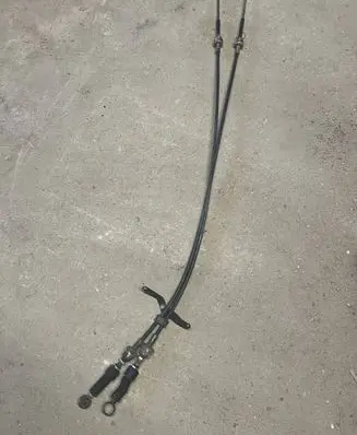 Toyota Avensis T220 Gear shift cable linkage 