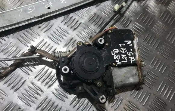 Mitsubishi Galant Rear door window regulator motor mb216441 062020-0074