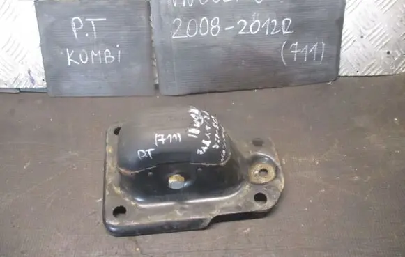 Volkswagen Golf VI Rear control arm 1K0501476J