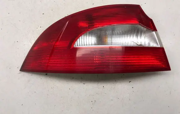 Skoda Superb B6 (3T) Rear/tail lights 3T5945095