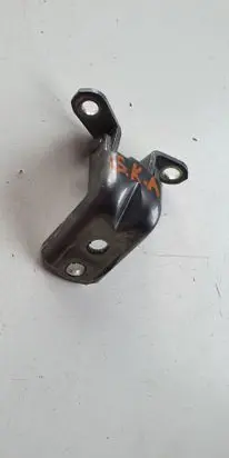 Nissan Leaf I (ZE0) Rear door lower hinge