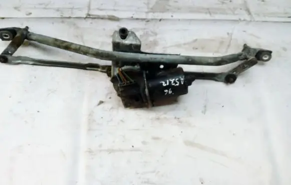 Audi A4 S4 B5 8D Front wiper linkage and motor
