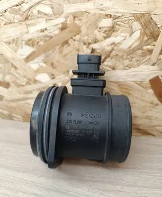 Volvo XC90 Mass air flow meter 30677999 0281002730 3232679