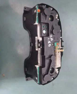 Opel Zafira A Speedometer (instrument cluster) 88311318