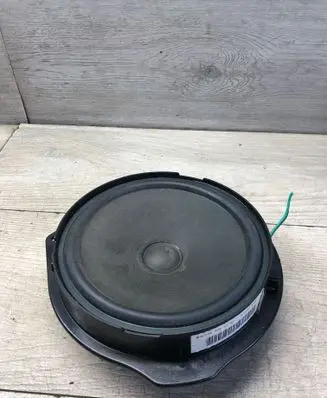 Mercedes-Benz E W212 Front door speaker A2048203102 970505XXX