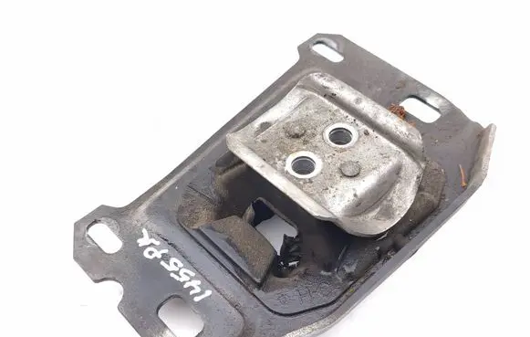 Peugeot 5008 II Engine mount bracket 9813699680