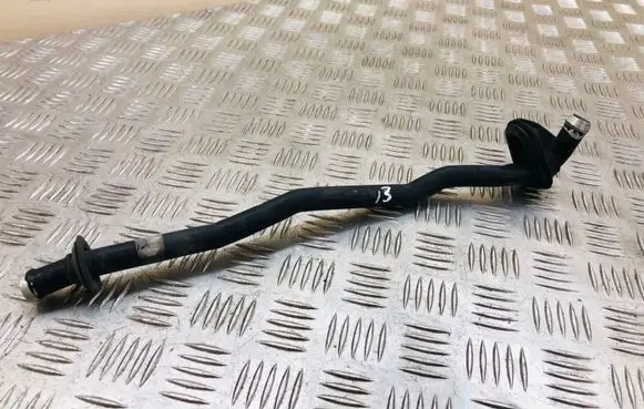 Mercedes-Benz S W221 Engine coolant pipe/hose 2209971281
