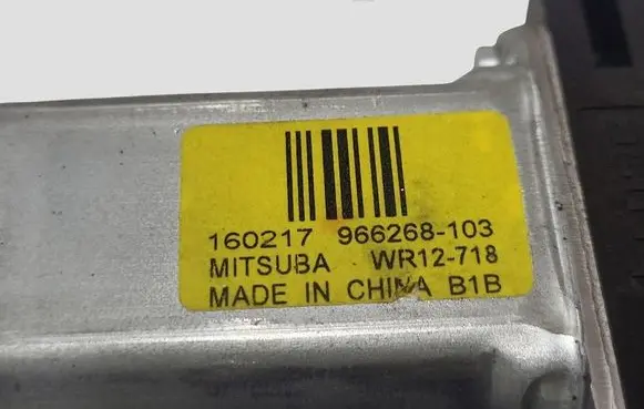 Volvo V60 Front door window regulator motor 966268103