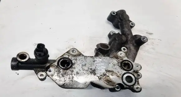 Toyota Corolla Verso AR10 Engine oil radiator 