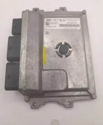 Peugeot 208 I Engine control unit/module 9805895780 131130845