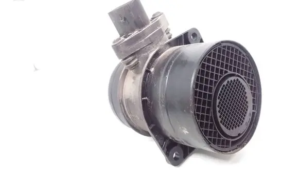 Volkswagen Golf V Mass air flow meter 074906461b 0281002461