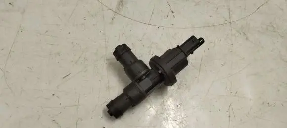 BMW 1 F40 Vacuum line/pipe/hose 7614013