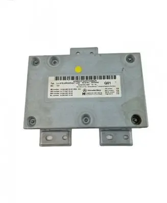 Head unit multimedia control