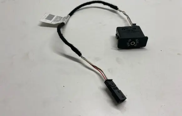 BMW 3 E92 E93 AUX in-socket connector 9231763