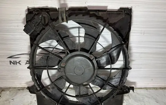 Hyundai i30 Electric radiator cooling fan 