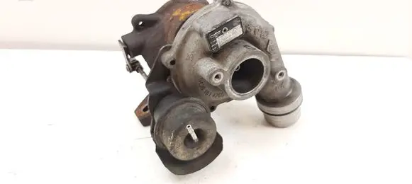 Renault Megane III Turbo 82728353 H82728353 16446R