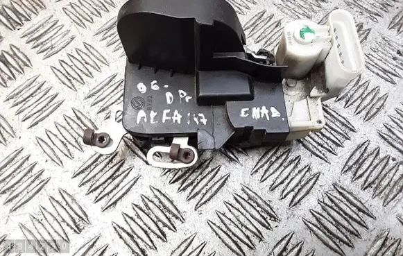 Alfa Romeo 147 Front door lock