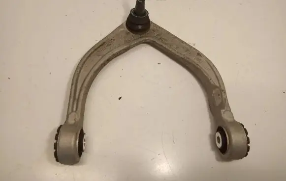 Volvo XC60 Front control arm 87759438
