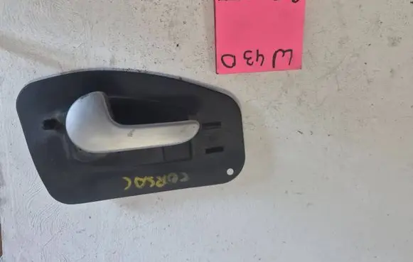 Opel Corsa C Rear door interior handle 13110962