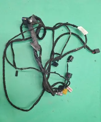 Volkswagen Golf V Rear wire harness sleeve 1K6971147F