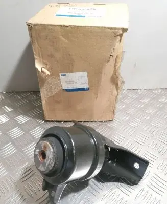 Ford Escape I Engine mount bracket 4095789 YL8Z6068AA