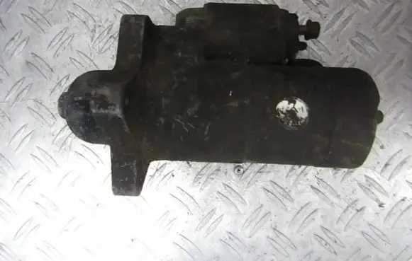 Mazda 929 Starter motor M1T71781