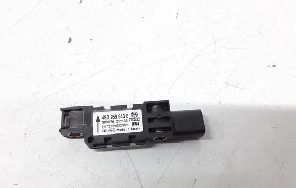 Audi A6 S6 C5 4B Airbag deployment crash/impact sensor 4B0959643E