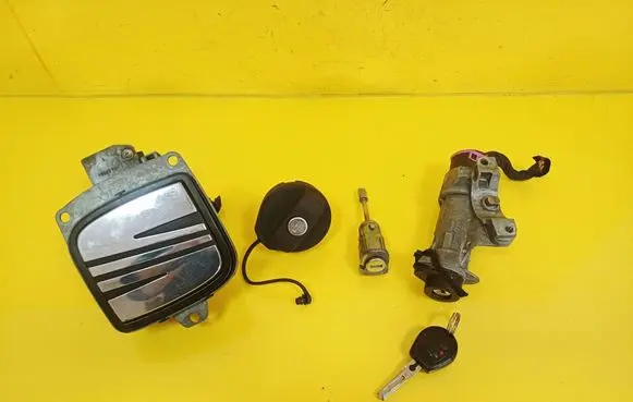 Seat Ibiza III (6L) Ignition lock 4B0905851C