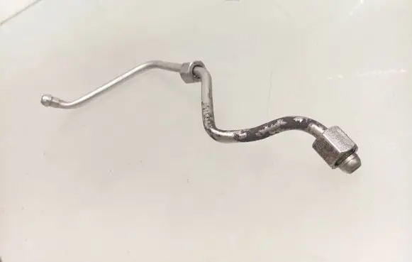Audi A4 S4 B7 8E 8H Fuel line/pipe/hose 06F127501N