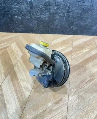 Chrysler 300 - 300C Brake booster p04779469ab
