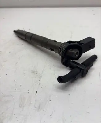 Audi A4 S4 B8 8K Fuel injector 03L130277 080313 0445116030