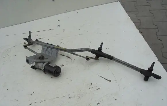 Renault Scenic II - Grand scenic II Front wiper linkage and motor