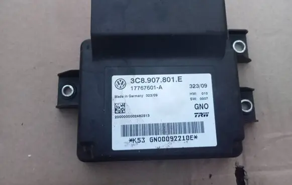 Volkswagen PASSAT B6 Hand brake control module 3C8907801E 17767601A KN000922102