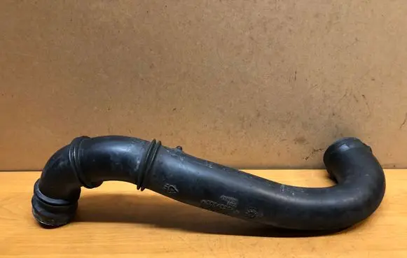 Volvo XC90 Intercooler hose/pipe 30645294