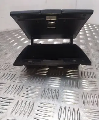 Hyundai Santa Fe Front trunk storage compartment 847452B000 U0455048 ABSIPC